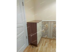 "Сканди 21" комод с глянцевым фасадом на ножках